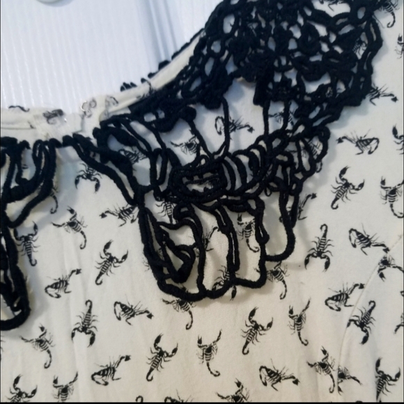 🦂 Penny Dreadful Edgy Victorian Scorpion Dress S 🦂 - Picture 3 of 4